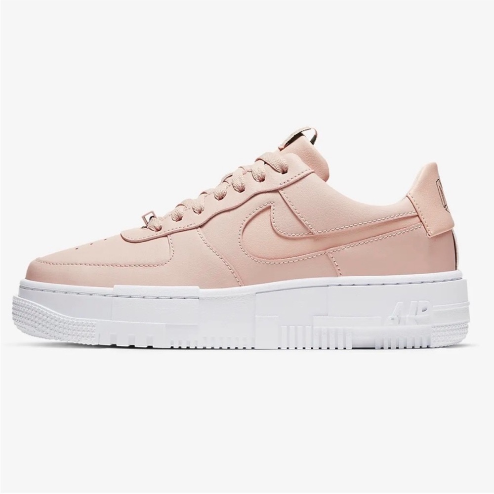 Nike Air Force 1 pixel